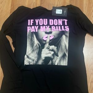 Long sleeve Black shirt Fashion Nova. Runs big. Size S
